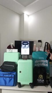 Paket Bronze Paket Perlengkapan All in One hanya 615.000 dpet sebanyak ini😍

📌 Sudah Free Selimut Koper + Free Ongkir se Jawa Timur & se Jabodetabek ✨

Kita akan ada Jadwal Live di Jam 13.00 nanti untuk sesi 2 nya.. 
Yukk tanya Jawab di igLive😁
#paket #perlengkapanumrahhaji #pabrikkainihram #pabrikkainihrom #perlengkapanumroh #perlengkapanumrohmurah